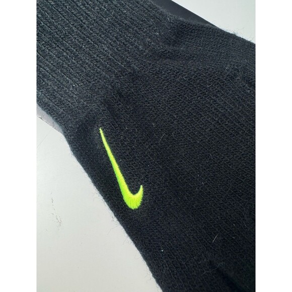 Nike Unisex Youth Knit Winter Gloves Black Cold weather New S/M - Picture 4 of 4